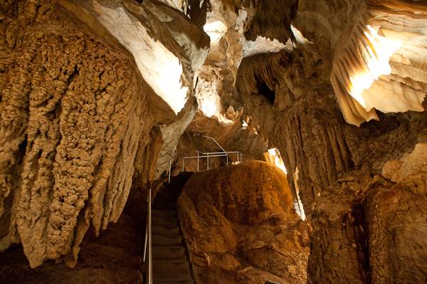 Jenolan Caves (5/03/2013 9:46:19 PM)