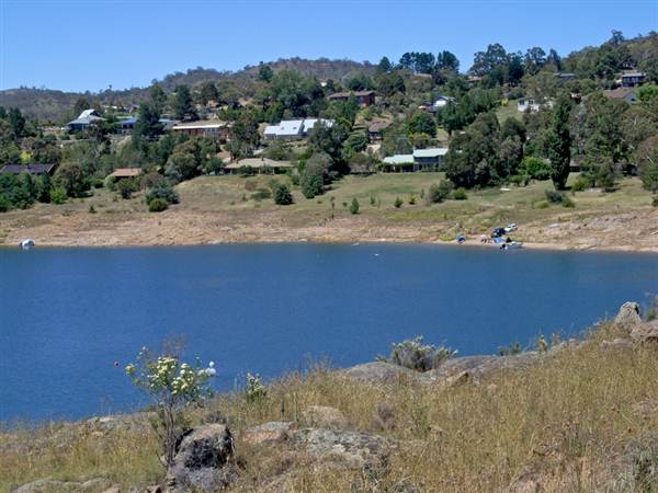 Lake Jindabyne (5/03/2013 11:19:07 PM)