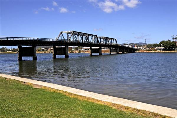 Macksville (7/03/2013 10:35:12 AM)