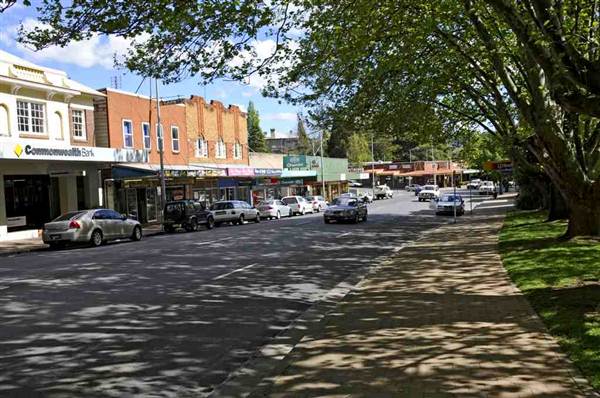 Moss Vale - Southern Highlands (8/03/2013 9:54:24 AM)