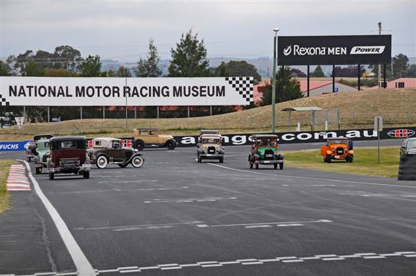 Bathurst National Motor Racing Museum (8/03/2013 10:24:41 AM)