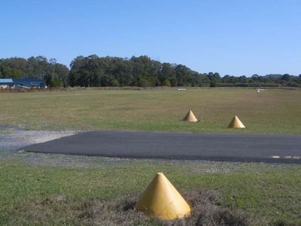 Tyagarah Airfield, Byron Bay (9/03/2013 1:51:13 AM)