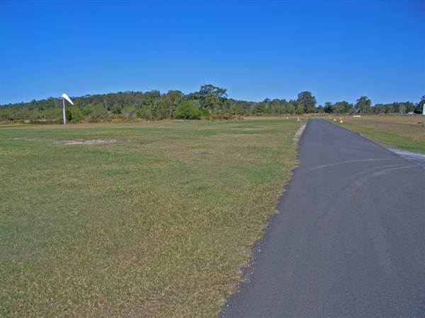 Tyagarah Airfield, Byron Bay (9/03/2013 1:56:01 AM)