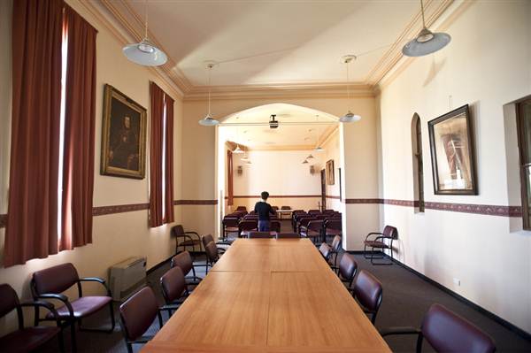 St Stanislaus College (9/03/2013 10:57:29 AM)