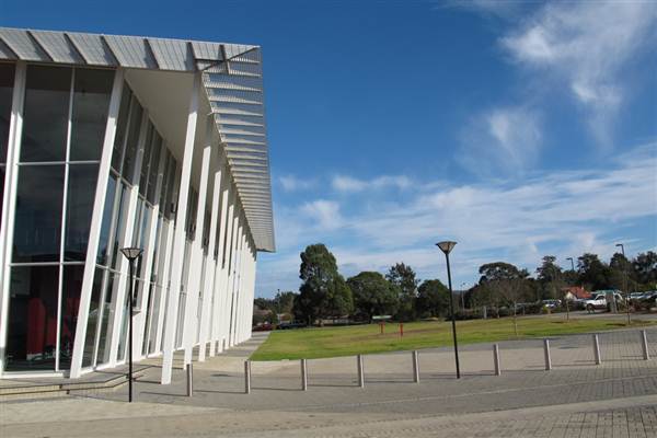 Shoalhaven Entertainment Centre (9/03/2013 9:11:31 PM)