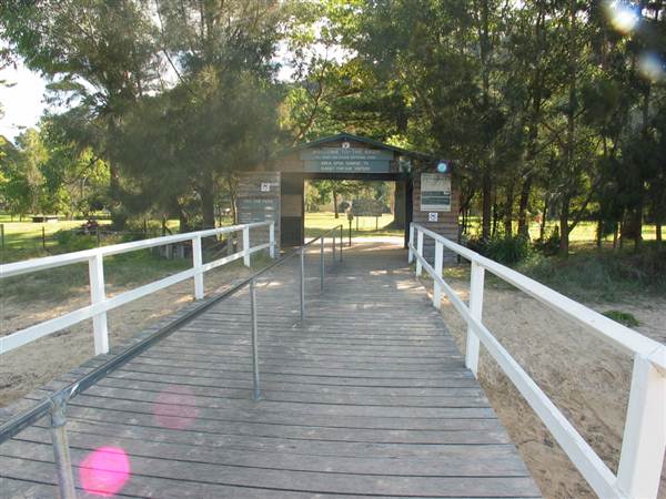 Currawong Beach Cottages & Basin Campground -  Ku-ring-gai Chase National Park (10/03/2013 9:48:20 PM)