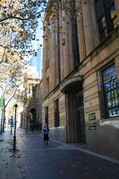Sydney CBD - Macquarie Street (10/03/2013 9:56:55 PM)