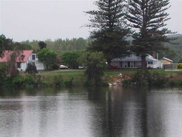 Taree (11/03/2013 5:53:12 AM)