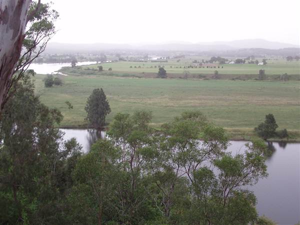 Taree (11/03/2013 5:53:44 AM)