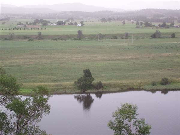 Taree (11/03/2013 5:53:57 AM)
