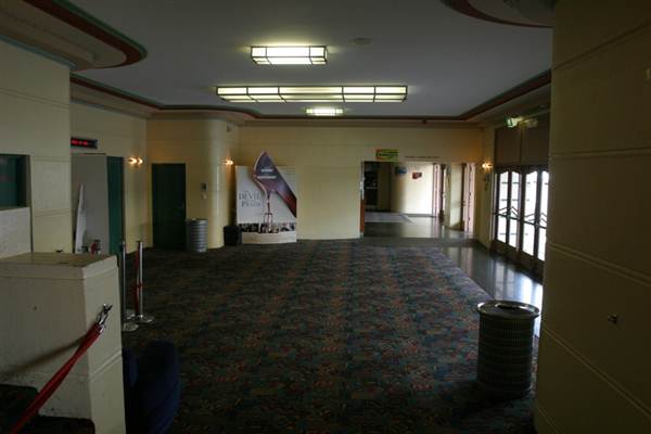 The Ritz Cinema (11/03/2013 9:24:38 AM)