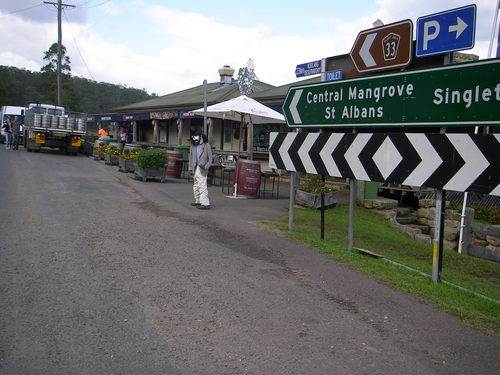 Wollombi (11/03/2013 10:58:00 AM)