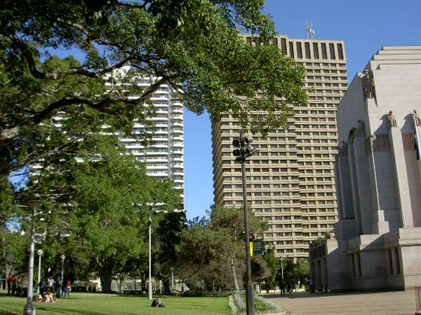 Hyde Park and Archibald Fountain - Sydney CBD (11/03/2013 1:13:03 PM)