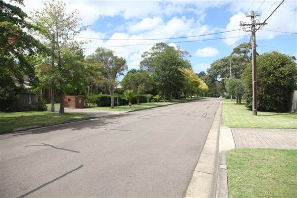 Sanford Road - Pymble (13/03/2013)