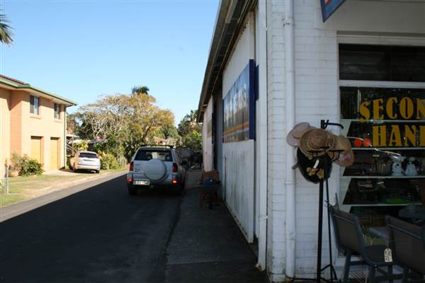 Brunswick Heads - Town/Shops (25/04/2013)