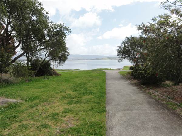 Lake Illawarra South-Skiway Park - Skiway Park & Moureendah Bay area (25/09/2011 - Credits: Tony Brown /SISE)