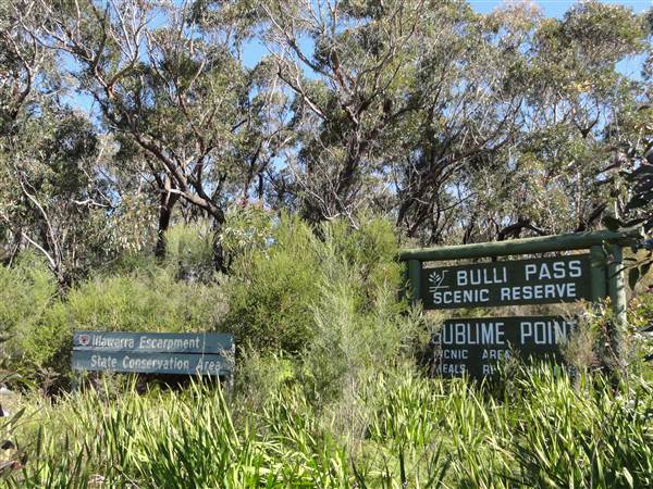 Sublime Point Lookout - Illawarra Escarpment State Conservation Area (14/09/2011 - Credits: Tony Brown /SISE)