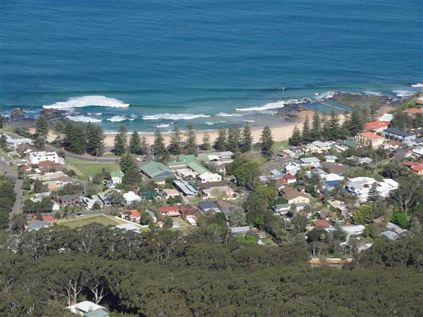 Sublime Point Lookout - Illawarra Escarpment State Conservation Area (14/09/2011 - Credits: Tony Brown /SISE)