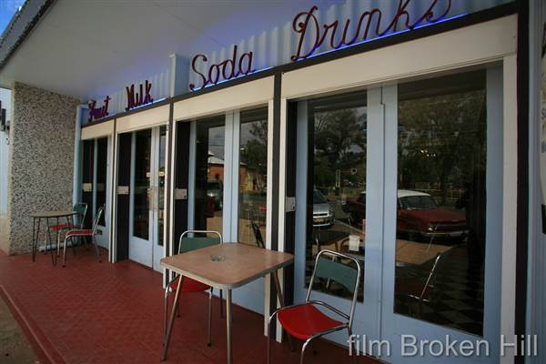 Bells Milk Bar (16/02/2009 - Credits: Mason Curtis)