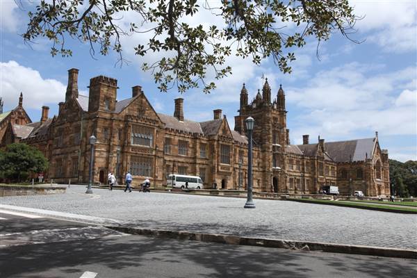 The Quadrangle Building - Sydney University (26/11/2013)