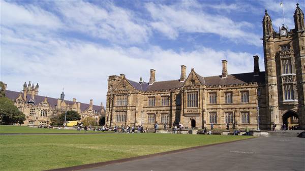 The Quadrangle Building - Sydney University (17/08/2015)