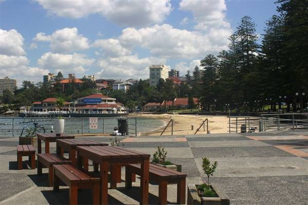 Manly Wharf (8/04/2008)