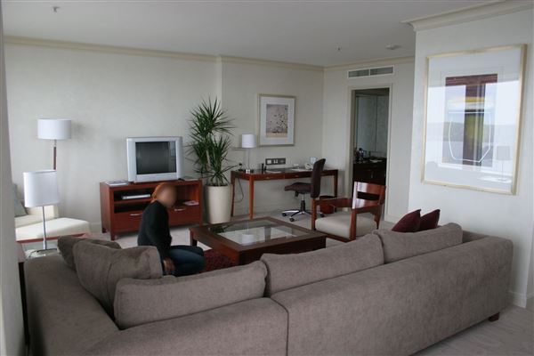 Shangri-La Hotel - Room 2907 (16/12/2006 - Credits: Lisa Scope)