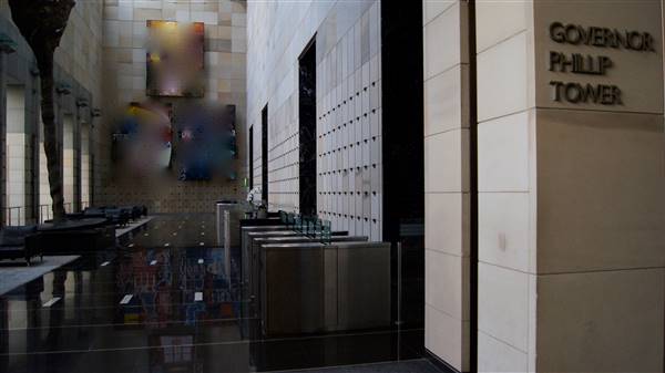 Governor Phillip Tower and Governor Macquarie Tower (9/11/2015)