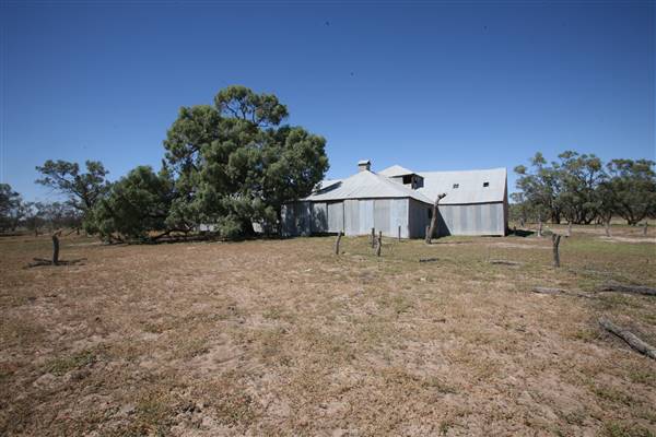 Bindara Station on the Darling - Period Homestead & Outbuildings (20/11/2015)