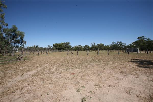 Bindara Station on the Darling - Period Homestead & Outbuildings (20/11/2015)
