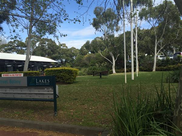 Lakes Business Park (20/03/2017)