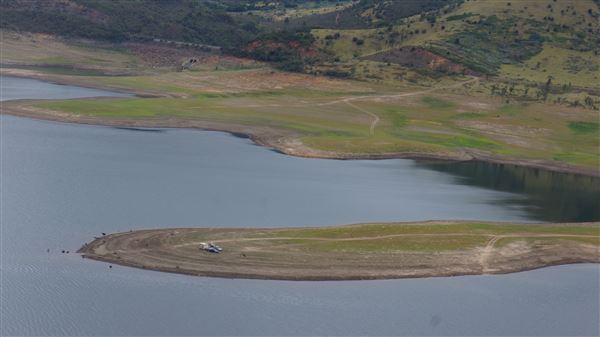 Blowering Dam & Reservoir (8/12/2015 - Credits: Mary Barltrop)