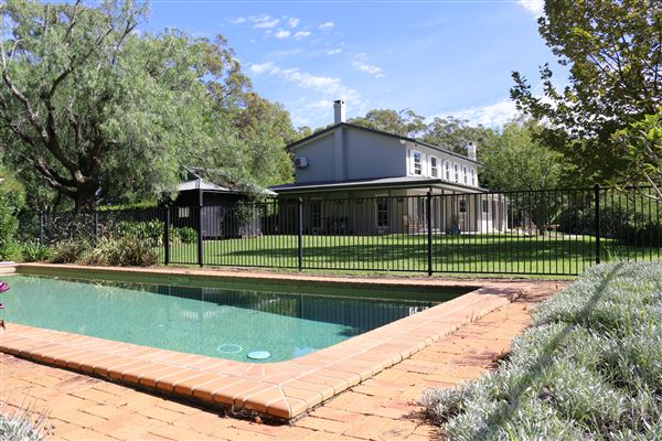 Private House - Hinterland Central Coast (1/01/2018)