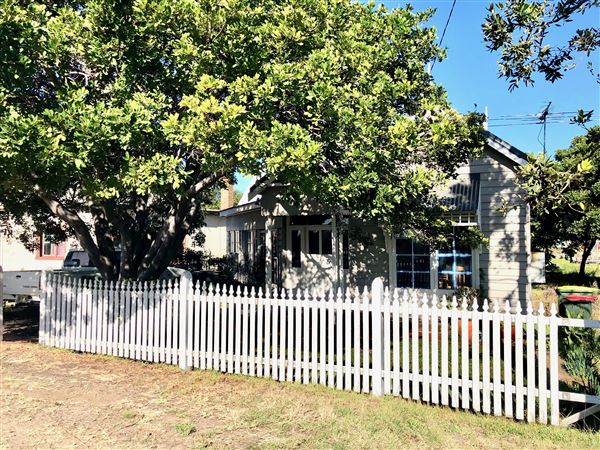 Kurnell Neighbourhood - Opposite shoreline, Kurnell. Next to Bonna Park. (15/05/2018 - Credits: Cheryl Conway)