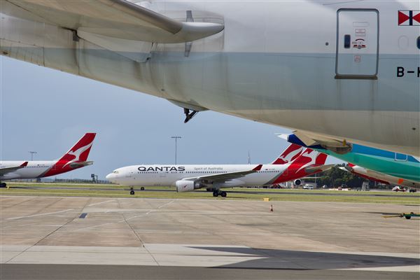 Sydney Airport International Terminal 1 various (19/11/2020 - Credits: Screen NSW)