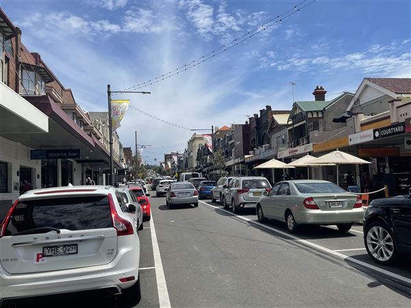 Coogee - Coogee Bay Rd - Coogee Bay Road (8/03/2021 - Credits: Cheryl Conway)