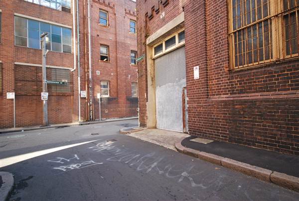 Chippendale (18/03/2021 11:22:19 PM)