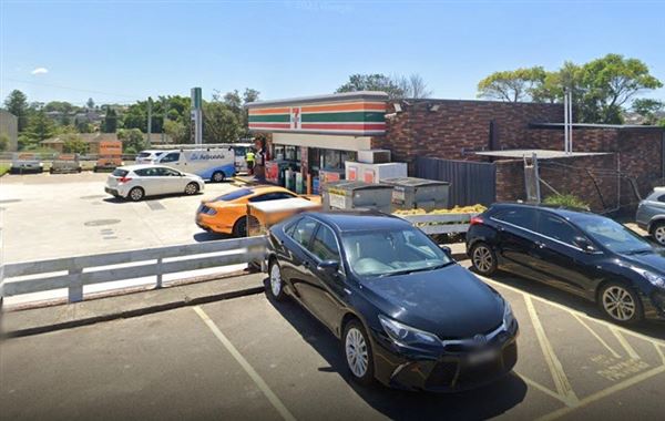 7-Eleven Store (10/05/2021)