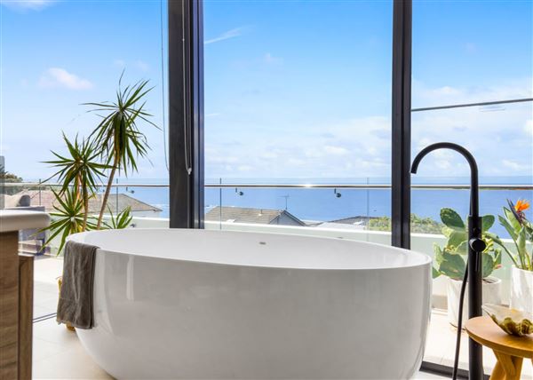 Private House - Ohana Oasis Coogee (2/02/2024 - Credits: submitted by: Lianne K)