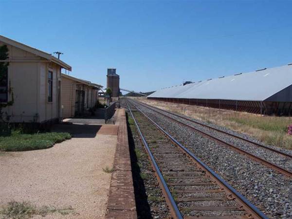 Bogan Gate Railway Station (26/02/2013 3:44:40 PM)