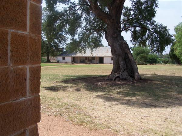 Dundullimal Homestead (28/02/2013 12:45:49 AM)