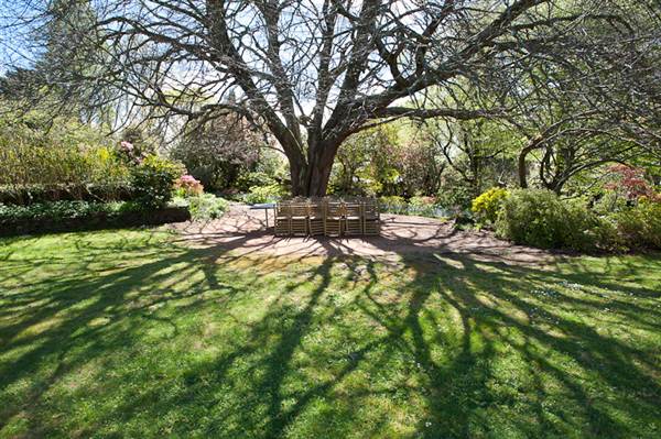 Lady Fairfax Gardens (28/02/2013 10:10:59 AM)