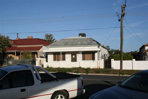 Broken Hill - Houses (1/03/2013 6:50:50 PM)