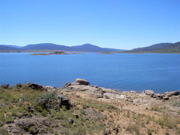 Lake Jindabyne (5/03/2013 11:19:10 PM)