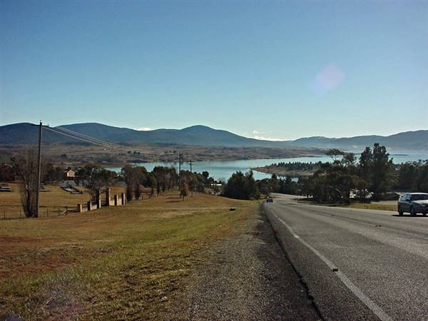 Lake Jindabyne (5/03/2013 11:21:28 PM)