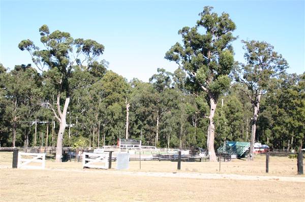 John Scott Kundabung Rodeo Grounds / Stables (6/03/2013 11:29:36 AM)