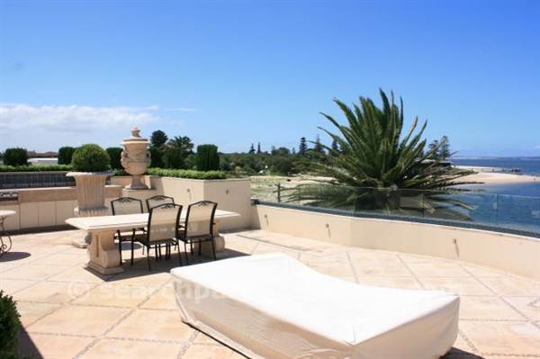 Private House - Sandringham (6/03/2013 11:43:15 PM)
