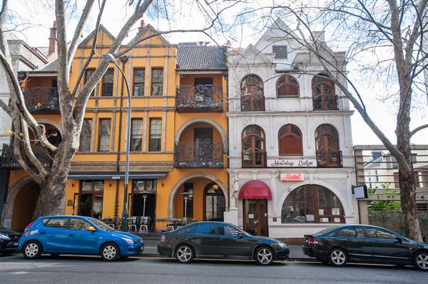 Period Buildings in Potts Point (10/03/2013 2:52:22 PM)