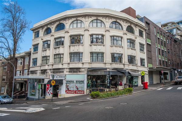 Period Buildings in Potts Point (10/03/2013 2:53:13 PM)