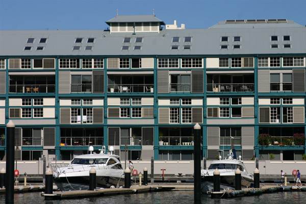 Woolloomooloo - Finger Wharf (10/03/2013 11:28:39 PM)